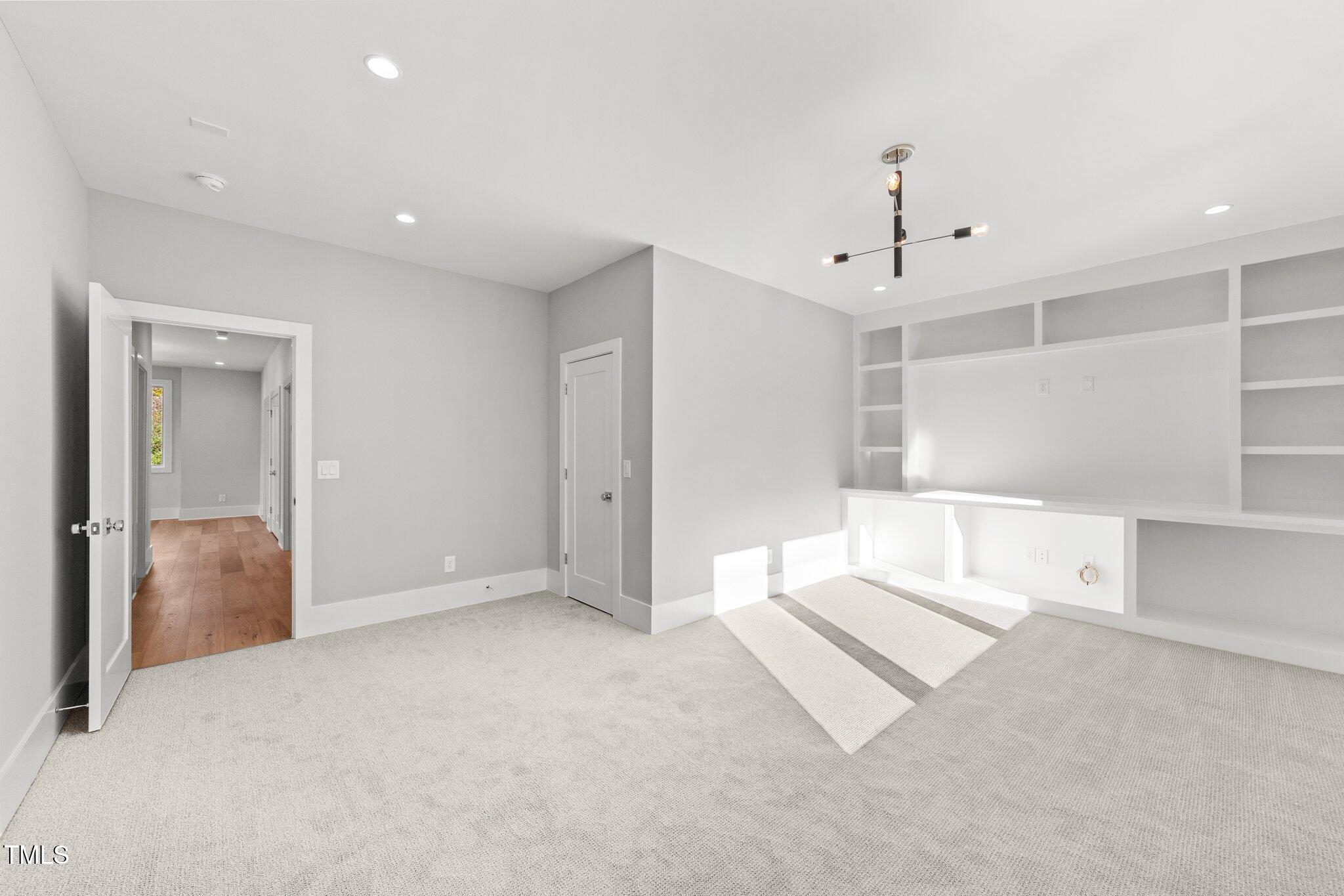 2313 Turners Alley Raleigh, NC 27607 - Photo 35 of 41 46-web-or-mls-VB4A1659