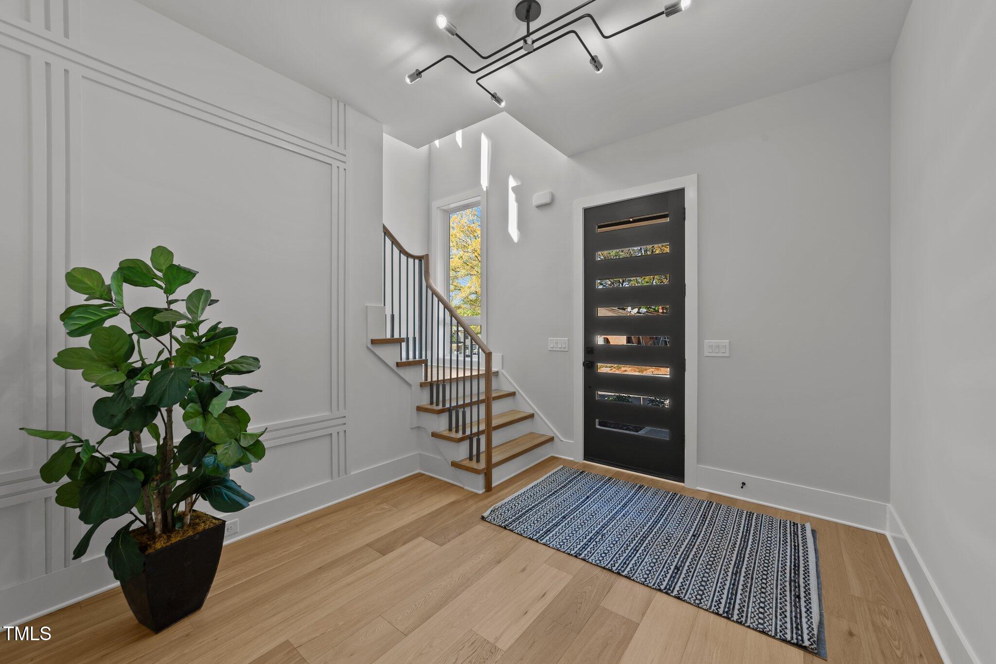 2313 Turners Alley Raleigh, NC 27607 - Photo 5 of 41 19-web-or-mls-VB4A1449