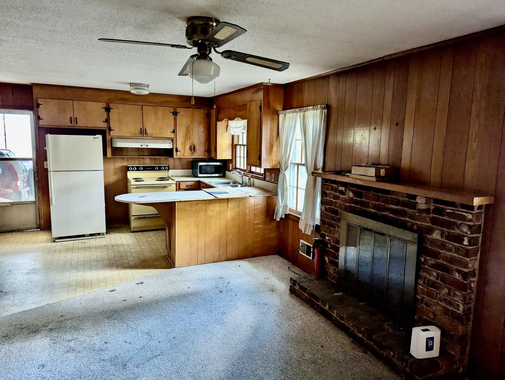 6546 Haley Drive Columbia, SC 29206 - Photo 2 of 5