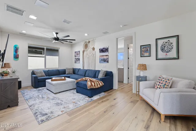 $1,895,000 | 21112 North 60th Place, Phoenix, AZ 85054