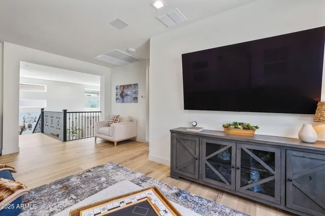 $1,895,000 | 21112 North 60th Place, Phoenix, AZ 85054