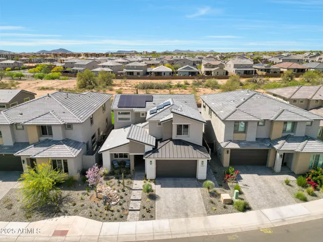 $1,895,000 | 21112 North 60th Place, Phoenix, AZ 85054