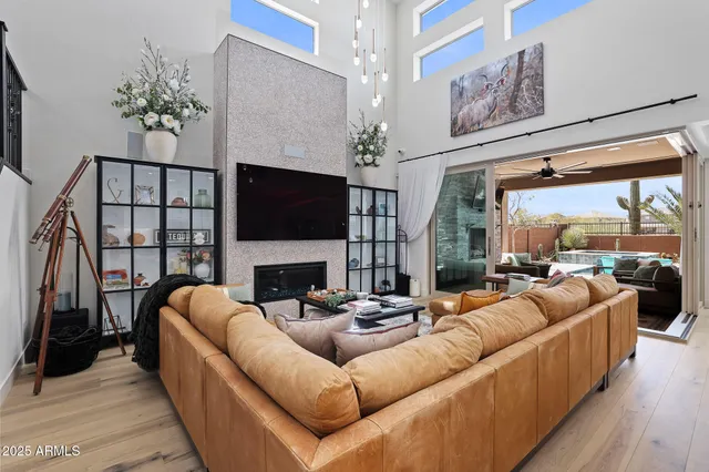 $1,895,000 | 21112 North 60th Place, Phoenix, AZ 85054