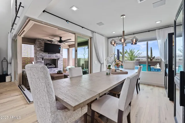 $1,895,000 | 21112 North 60th Place, Phoenix, AZ 85054