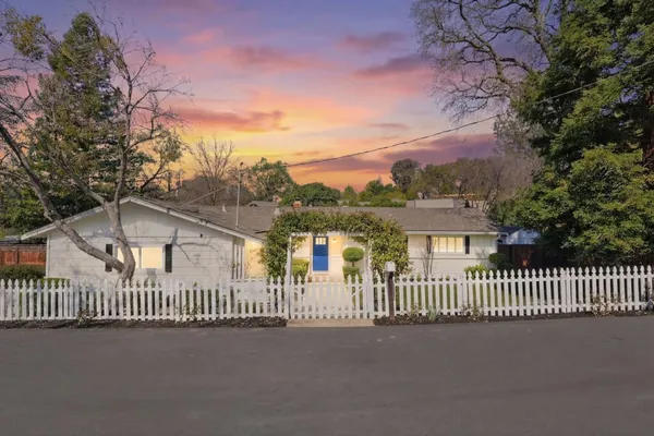 $1,599,000 | 300 La Tierra Buena, Danville, CA 94526