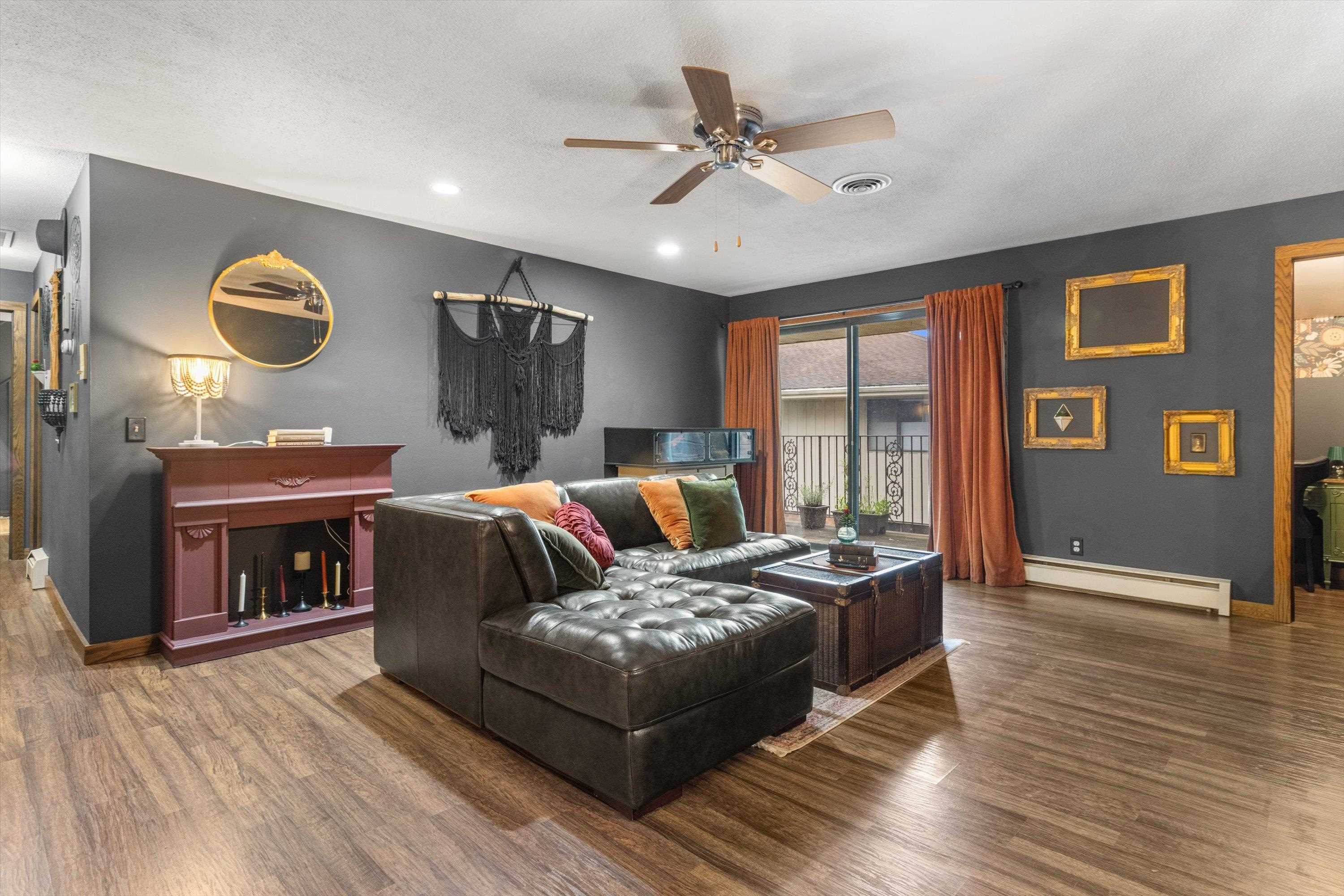 6441 Bridge, Unit 202 Madison, WI 53713 - Photo 5 of 25 Gallery Image 5