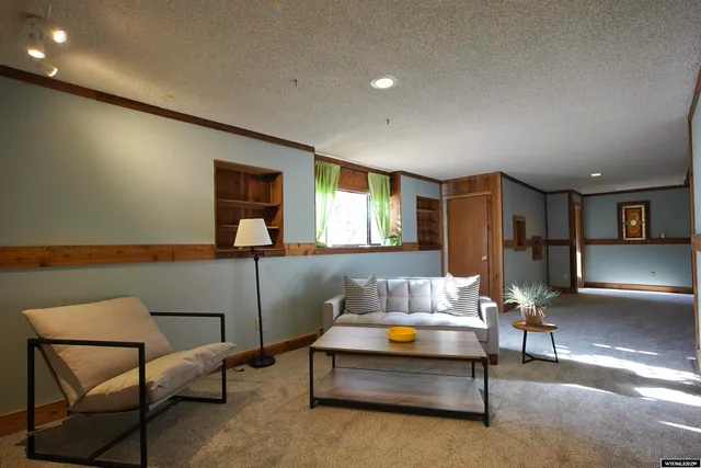 $335,000 | 2951 Mockingbird Trail, Casper, WY 82604