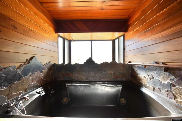 $335,000 | 2951 Mockingbird Trail, Casper, WY 82604