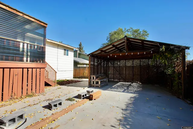 $335,000 | 2951 Mockingbird Trail, Casper, WY 82604