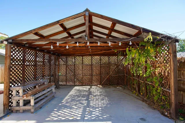 $335,000 | 2951 Mockingbird Trail, Casper, WY 82604