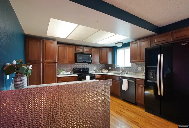 $335,000 | 2951 Mockingbird Trail, Casper, WY 82604