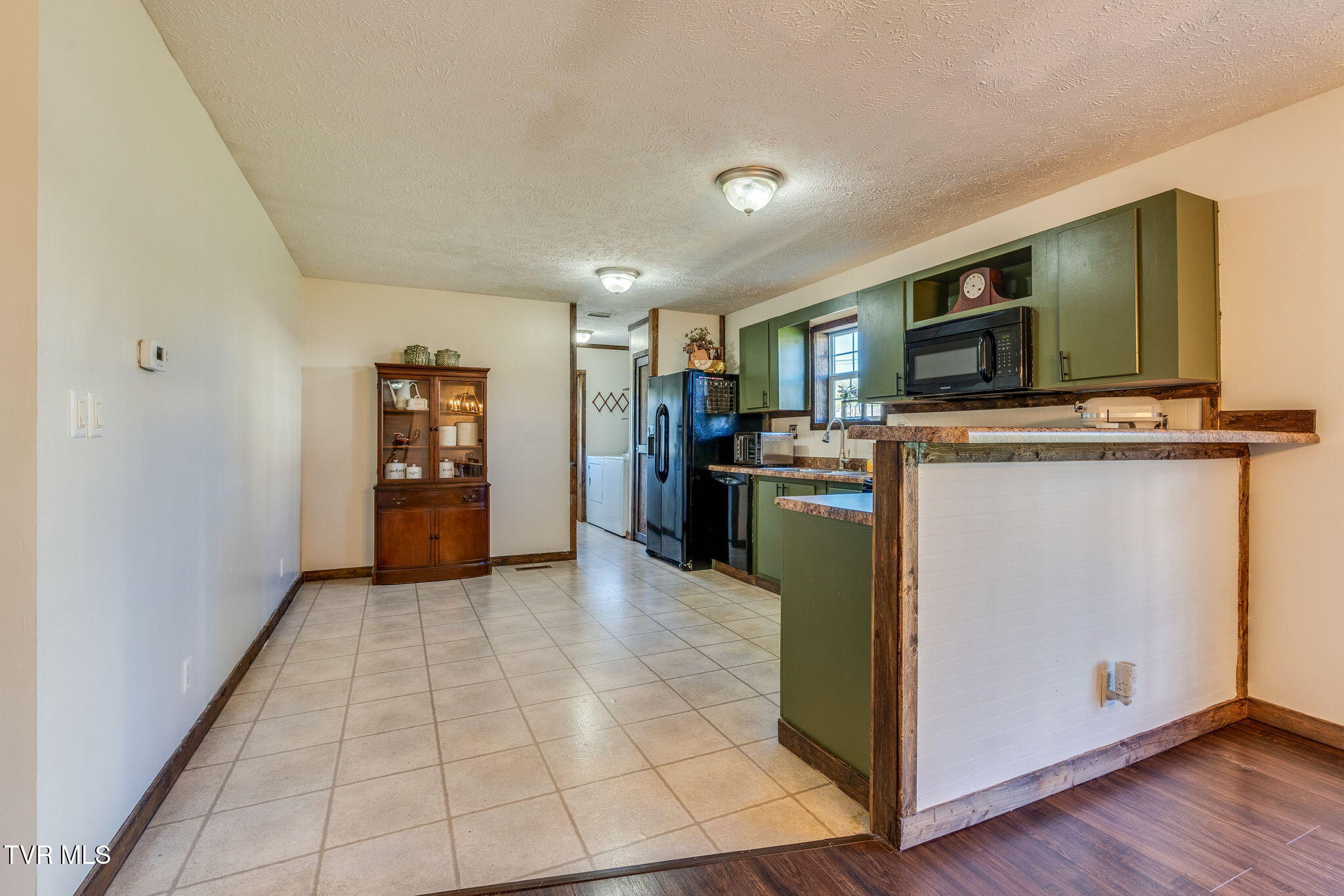 700 Rector Drive Kingsport, TN 37665 - Photo 8 of 25 008