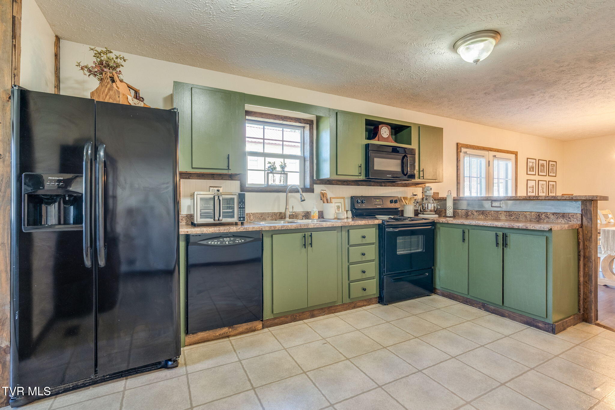 700 Rector Drive Kingsport, TN 37665 - Photo 10 of 25 010