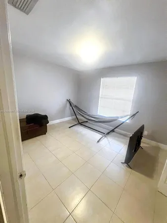 $2,150 | 4259 Royal Banyan Way, Unit B, Lake Worth, FL 33461