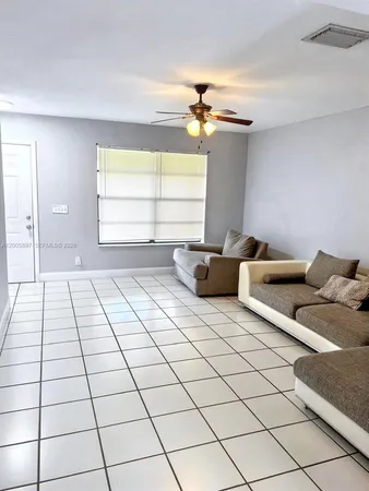 $2,150 | 4259 Royal Banyan Way, Unit B, Lake Worth, FL 33461