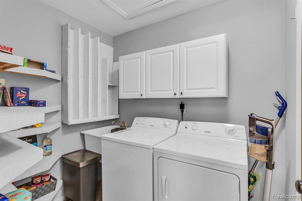 3516 Oakmonte Boulevard Rochester, MI 48306 - Photo 6 of 29