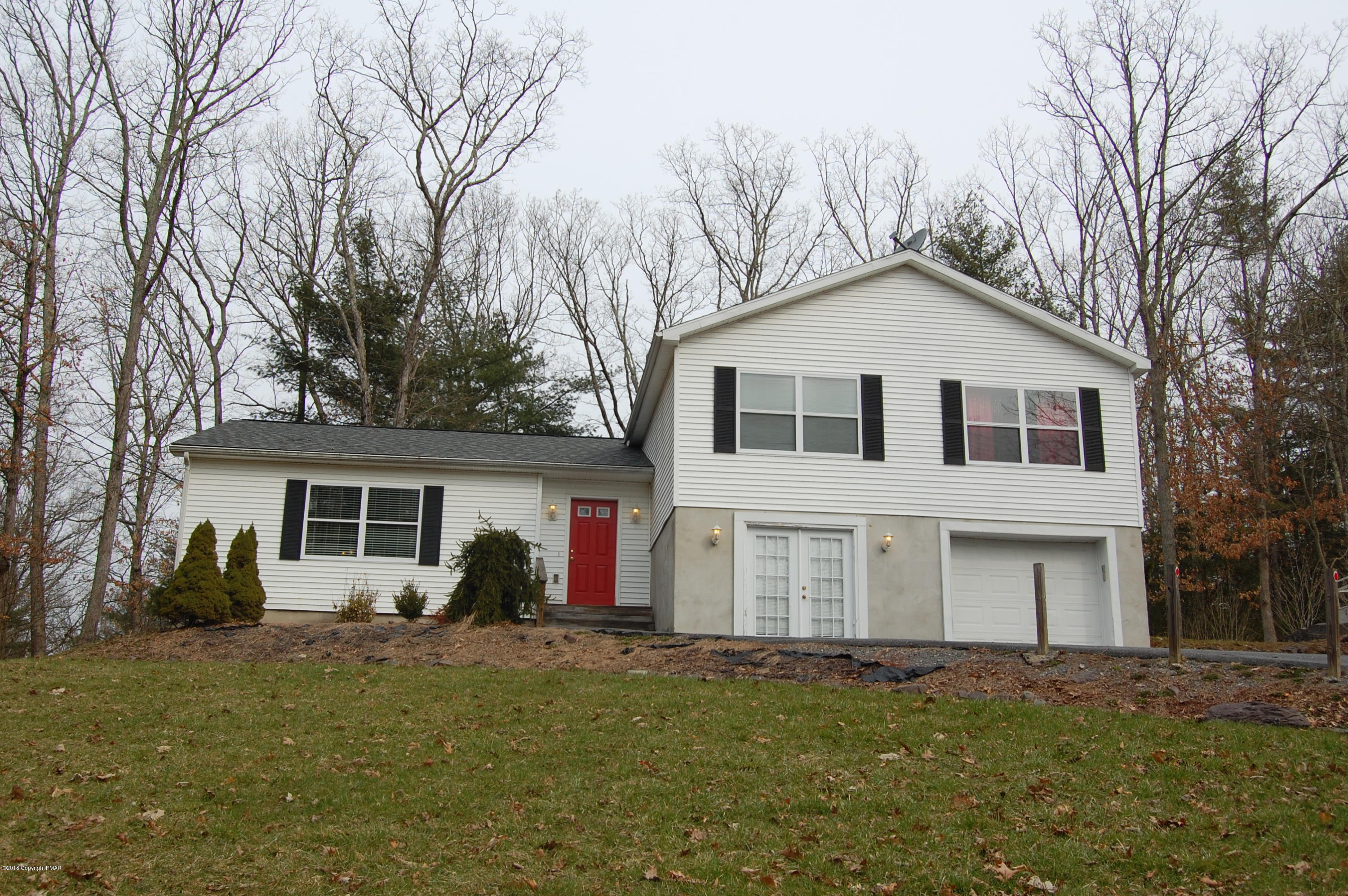 621 Rimrock Road Bartonsville, PA 18321 - Photo 2 of 24 DSC_6576