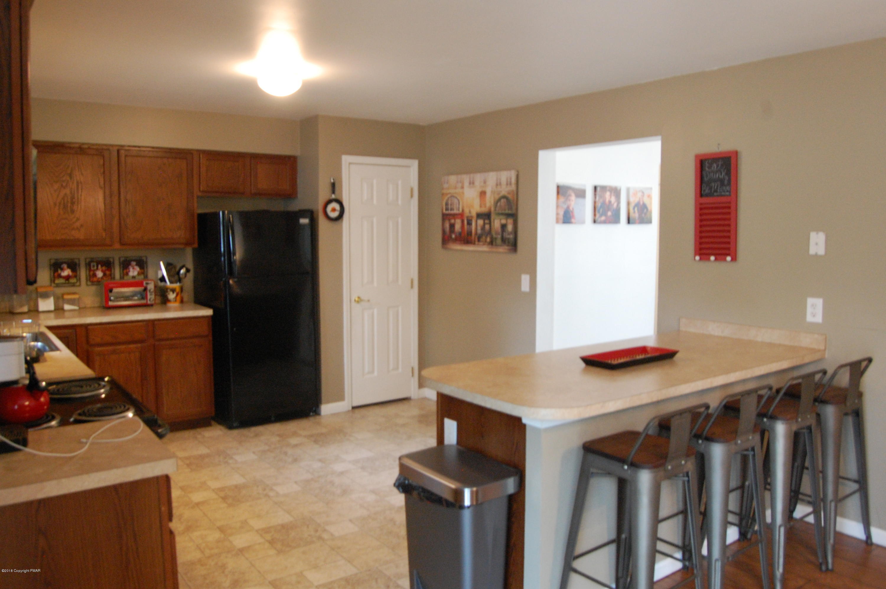 621 Rimrock Road Bartonsville, PA 18321 - Photo 9 of 24 DSC_6540