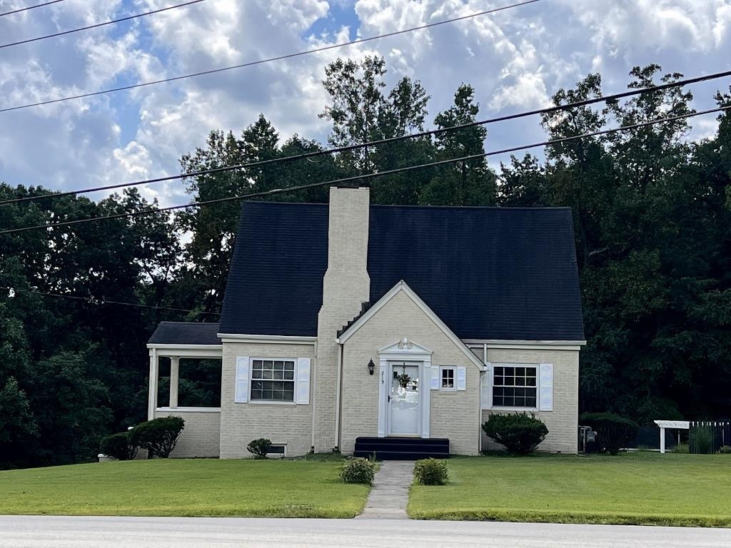 215 Bellefonte Princess Road Ashland, KY 41101 - Photo 1 of 1