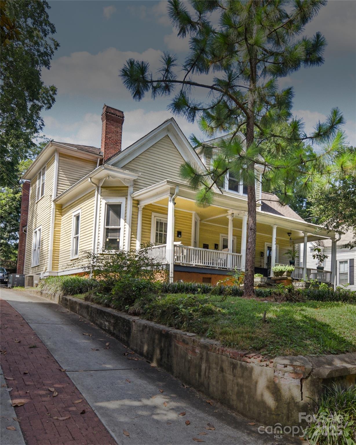 374 Union Street South Concord, NC 28025 - Photo 1 of 43