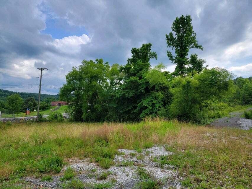 2220 Ruritan Road Harriman, TN 37748 - Photo 11 of 17 10