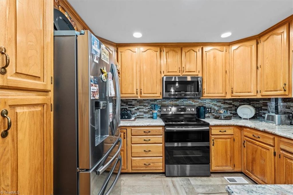 111 Shamrock Road Asheboro, NC 27203 - Photo 30 of 49 Gallery Image 30