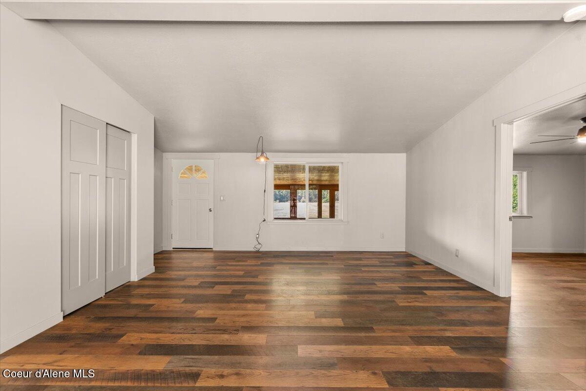 13085 North Ragged Ridge Road Post Falls, ID 83854 - Photo 11 of 45 11-Living Room