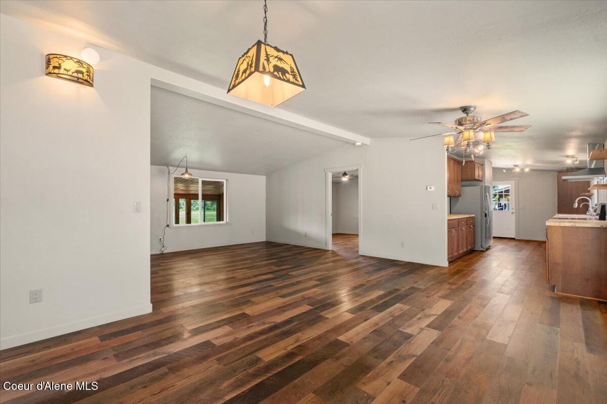 13085 North Ragged Ridge Road Post Falls, ID 83854 - Photo 19 of 45 19-Dining