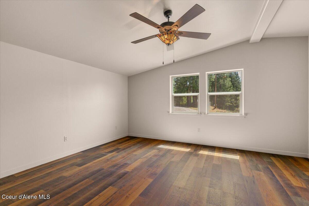 13085 North Ragged Ridge Road Post Falls, ID 83854 - Photo 21 of 45 21-Primary bedroom