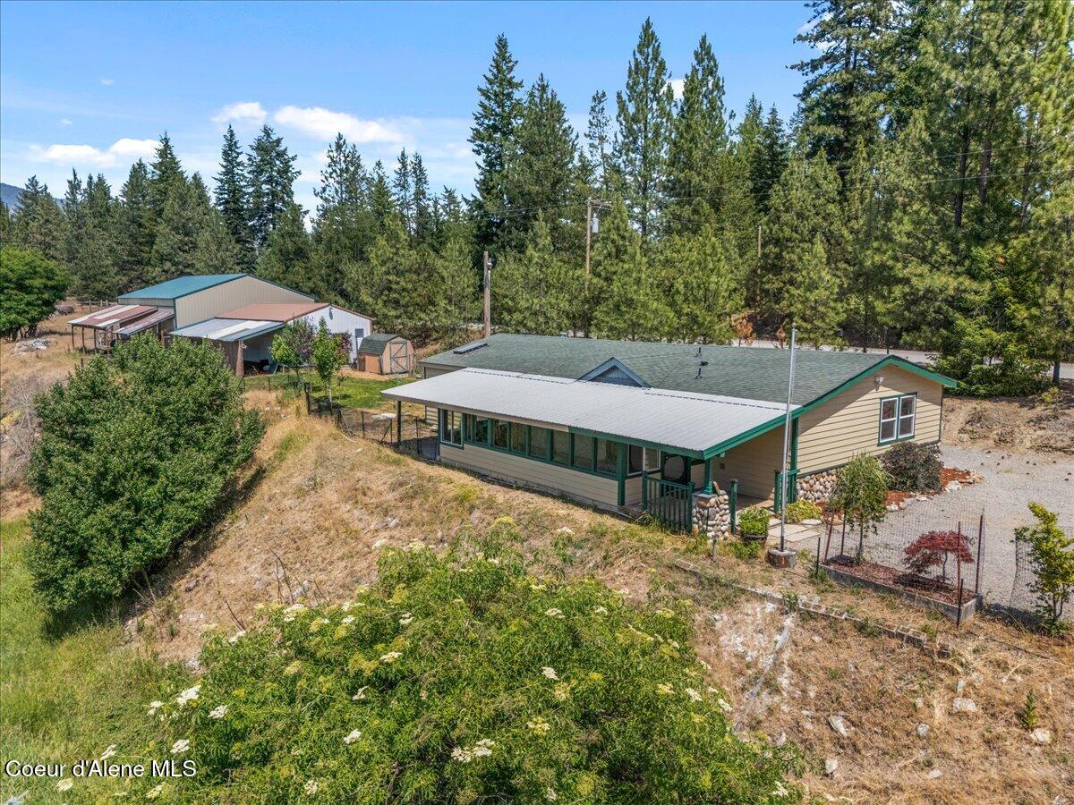 13085 North Ragged Ridge Road Post Falls, ID 83854 - Photo 40 of 45 40-Aerial front of home