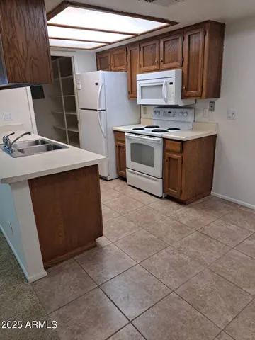 $1,250 | 520 North Stapley Drive, Unit 161, Mesa, AZ 85203