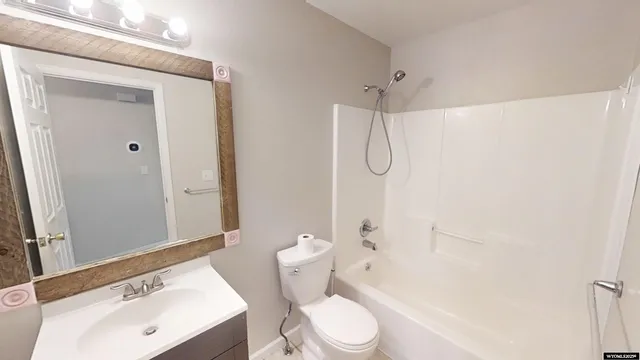 $385,000 | 1711 Absaroka Trail, Bar Nunn, WY 82601