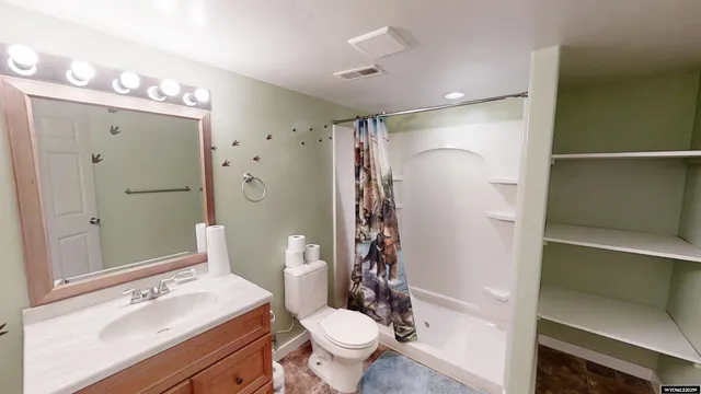 $385,000 | 1711 Absaroka Trail, Bar Nunn, WY 82601