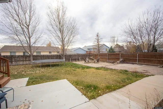 $385,000 | 1711 Absaroka Trail, Bar Nunn, WY 82601