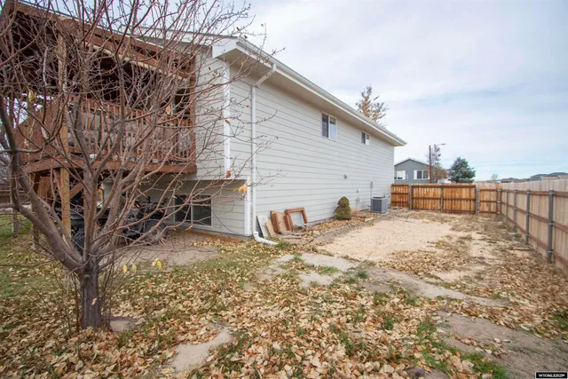 $385,000 | 1711 Absaroka Trail, Bar Nunn, WY 82601