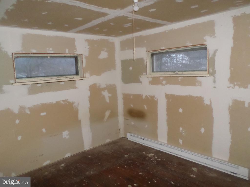 1827 State Road Duncannon, PA 17020 - Photo 10 of 12 Gallery Image 10