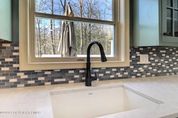 $499,800 | 406 Broad Leaf Lane, Stroudsburg, PA 18360