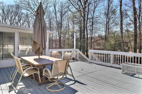 $499,800 | 406 Broad Leaf Lane, Stroudsburg, PA 18360