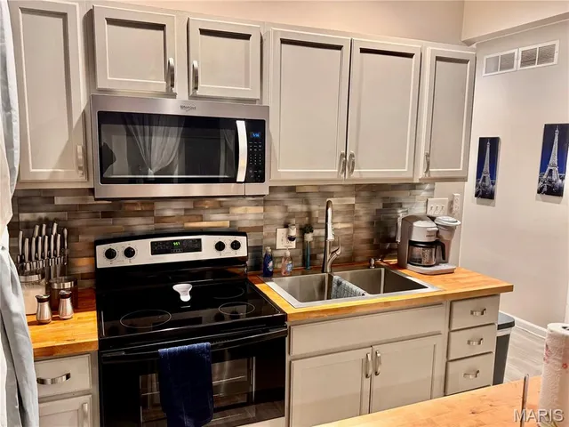 $250,000 | 5411 Tennessee Avenue, St. Louis, MO 63111