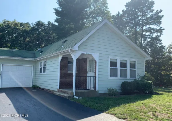 $89,000 | 66 Yorktowne Parkway, Unit C, Whiting, NJ 08759