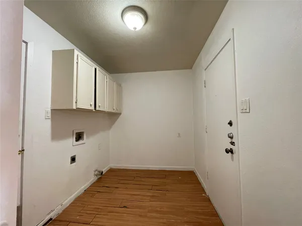 $1,590 | 7402 Geneva Drive, Unit A, Austin, TX 78723