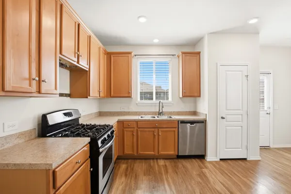 $320,000 | 4611 Windmill Run Drive, Houston, TX 77069