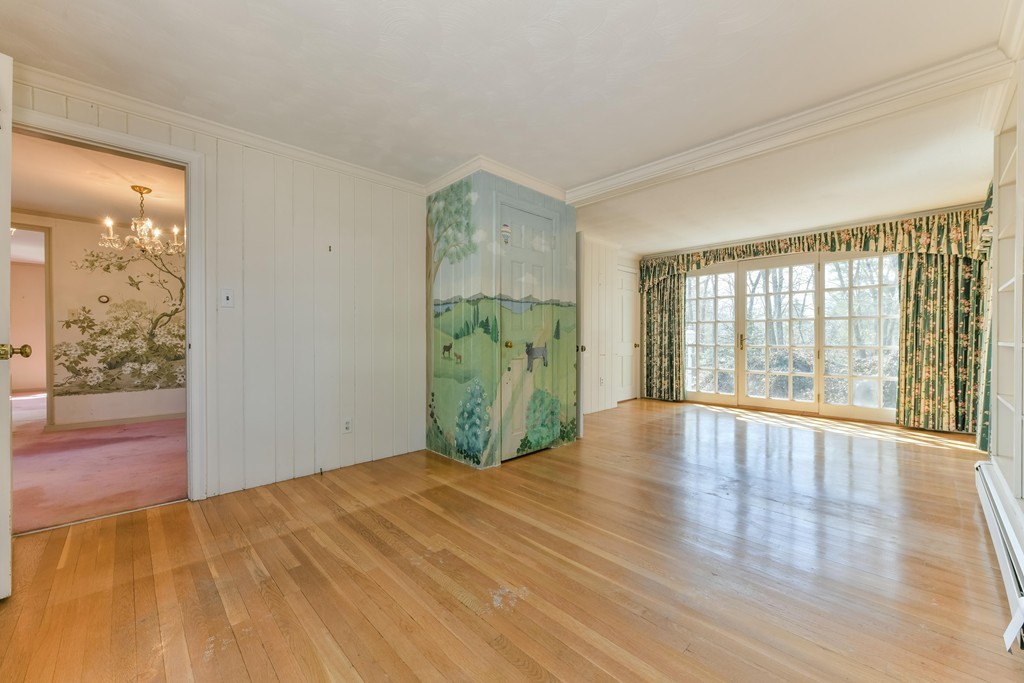 33 Oak Road Milton, MA 02186 - Photo 9 of 20 Gallery Image 9