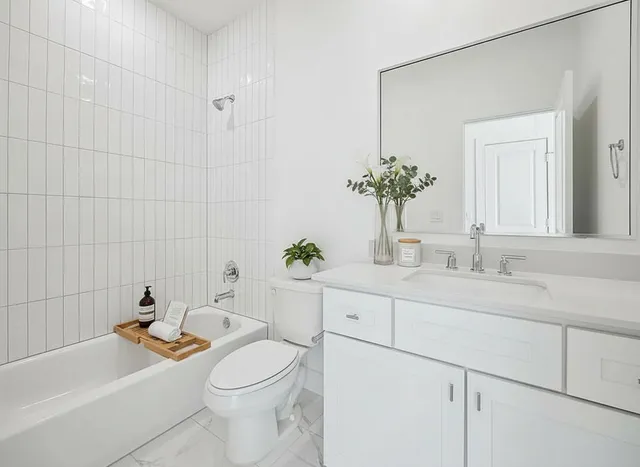 $475,000 | 10923 Brookeshire Chase Lane, Houston, TX 77043