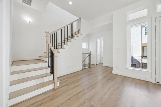 $475,000 | 10923 Brookeshire Chase Lane, Houston, TX 77043