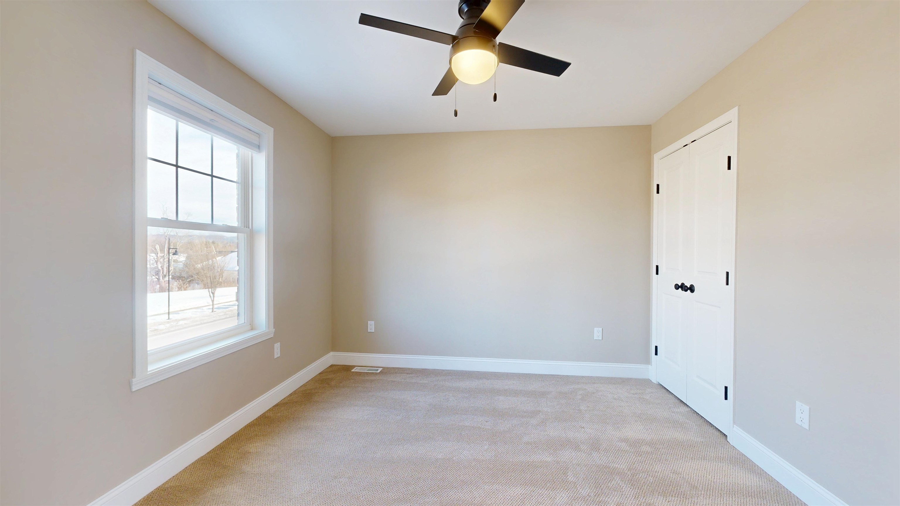 432 Zephyr Road Williston, VT 05495 - Photo 12 of 24