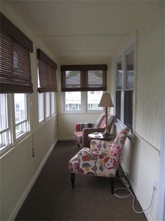 119-121 Windsor Road Medford, MA 02155 - Photo 17 of 28 Gallery Image 17