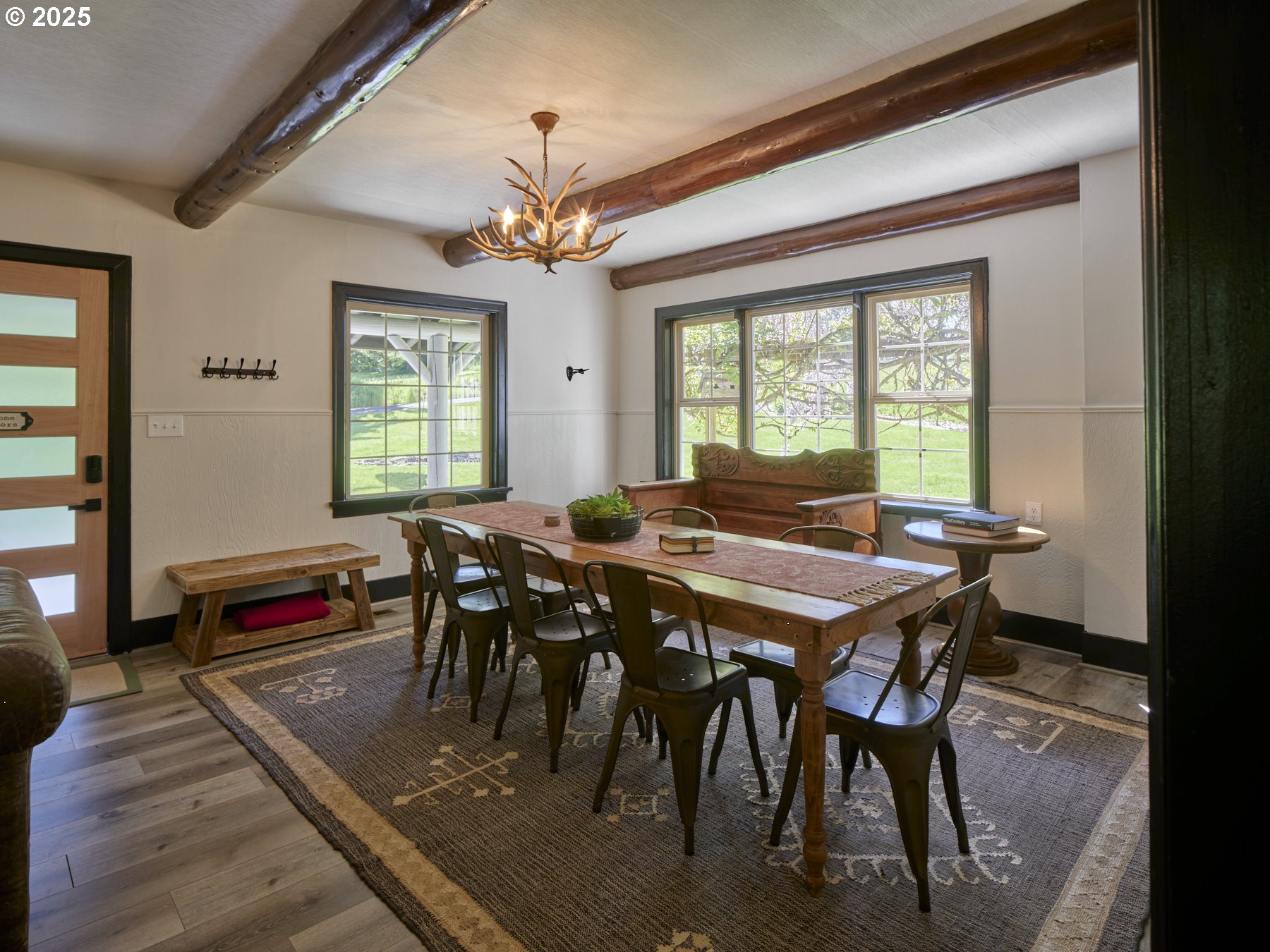 1020 Paine Road Castle Rock, WA 98611 - Photo 10 of 47 Dining Room
