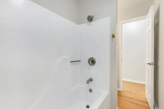 $324,500 | 401 Deer Creek, Boerne, TX 78006