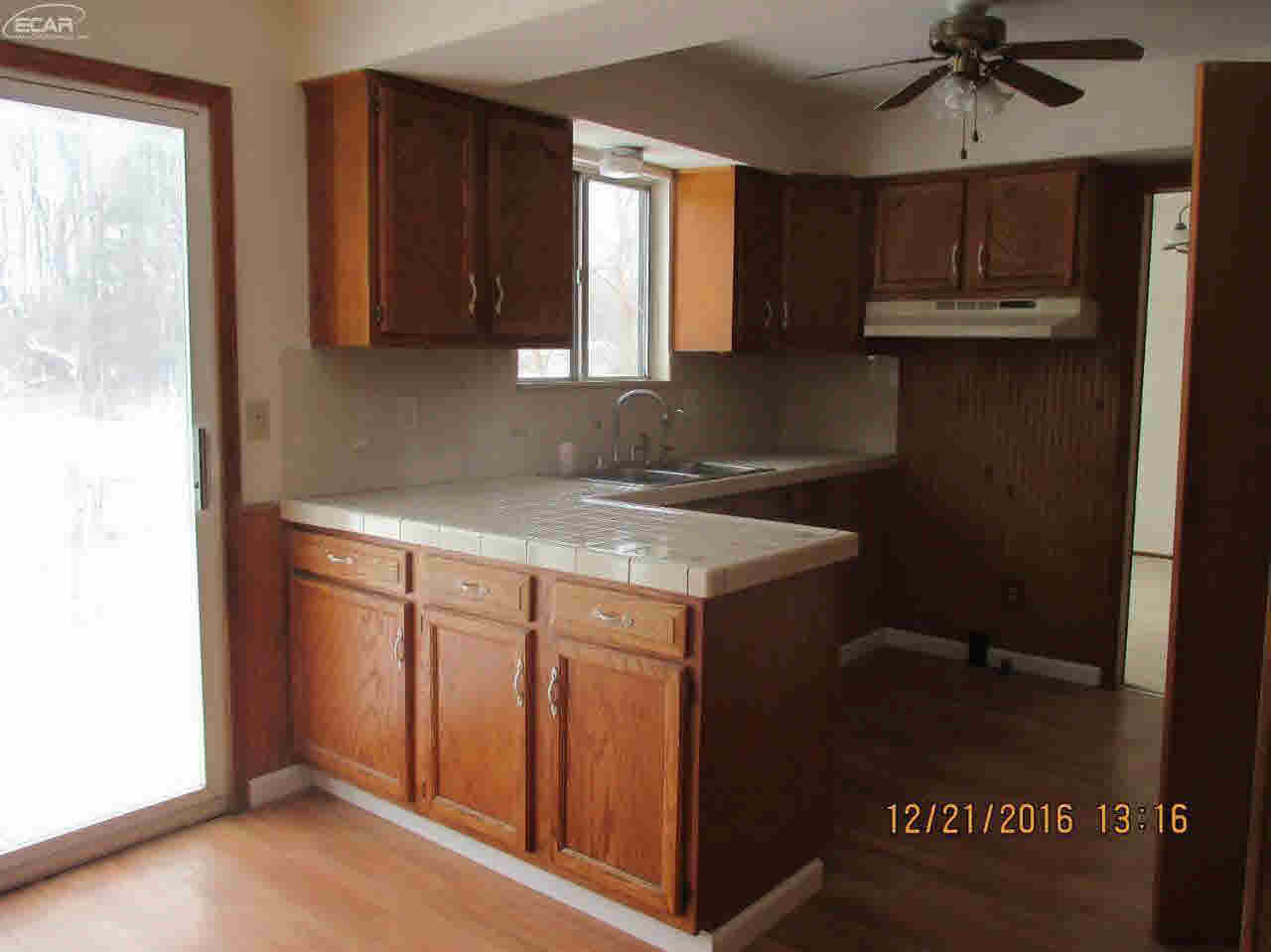 6239 Marathon Road Otter Lake, MI 48464 - Photo 13 of 24 21248752-12.JPG